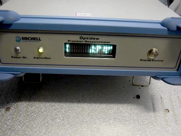 黄片免费视频软件泰研究實驗設備